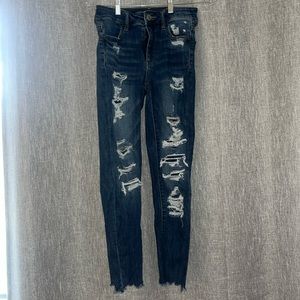 American Eagle ripped blue jeans